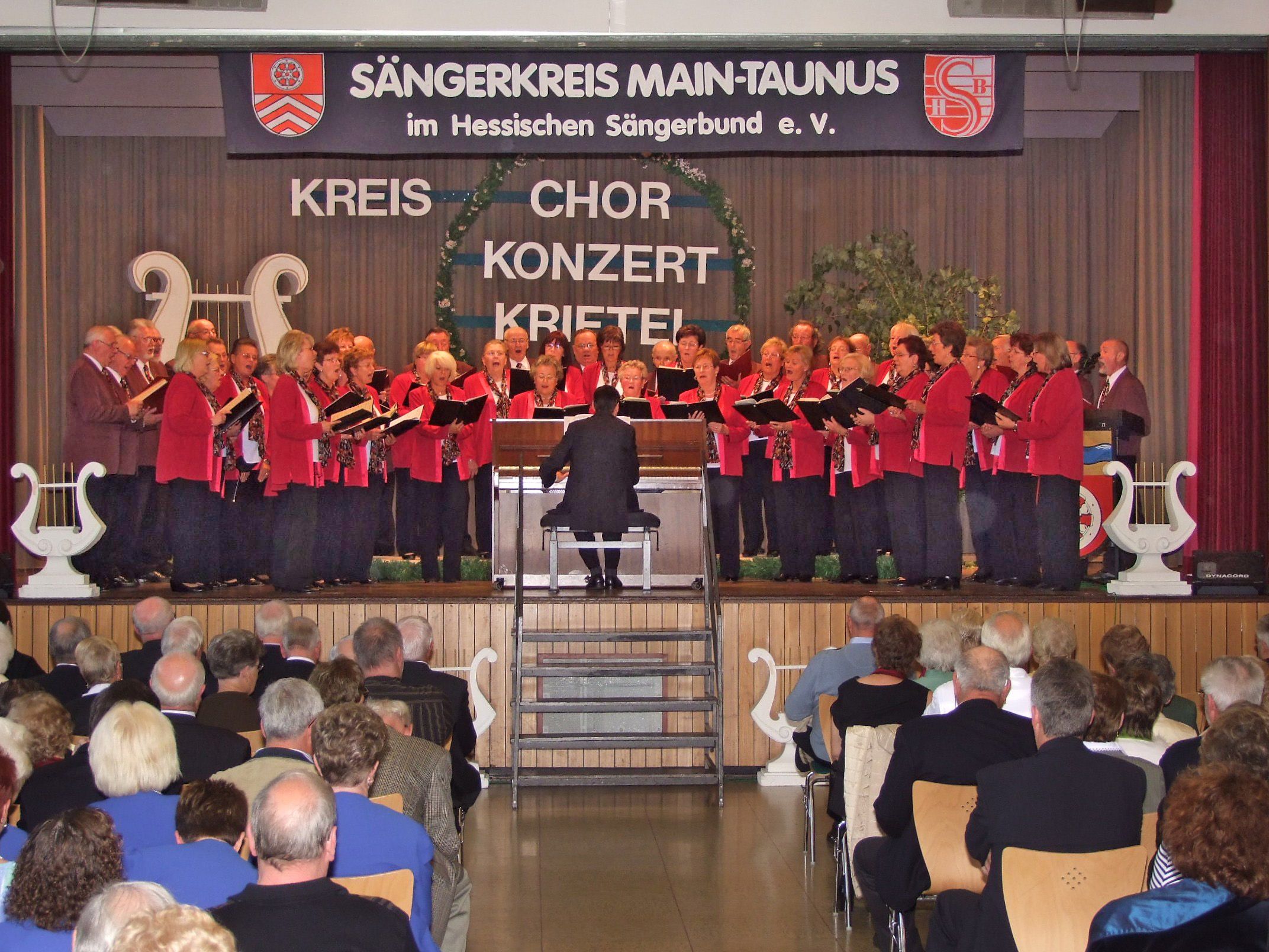 Auftritt der S&auml;ngervereinigung Okriftel beim Kreischorkonzert in Kriftel am 31.10.2010